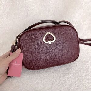 NWT Kate Spade ♠️Logo Hardware Front Zip Camera Crossbody Leather Bag Burgundy